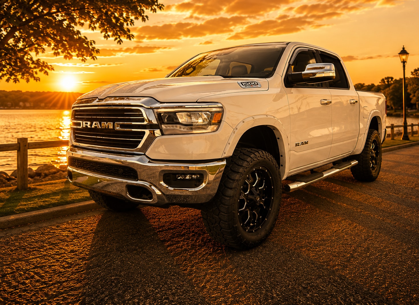 2022 RAM 1500 Laramie Crew Cab 5'7's photo