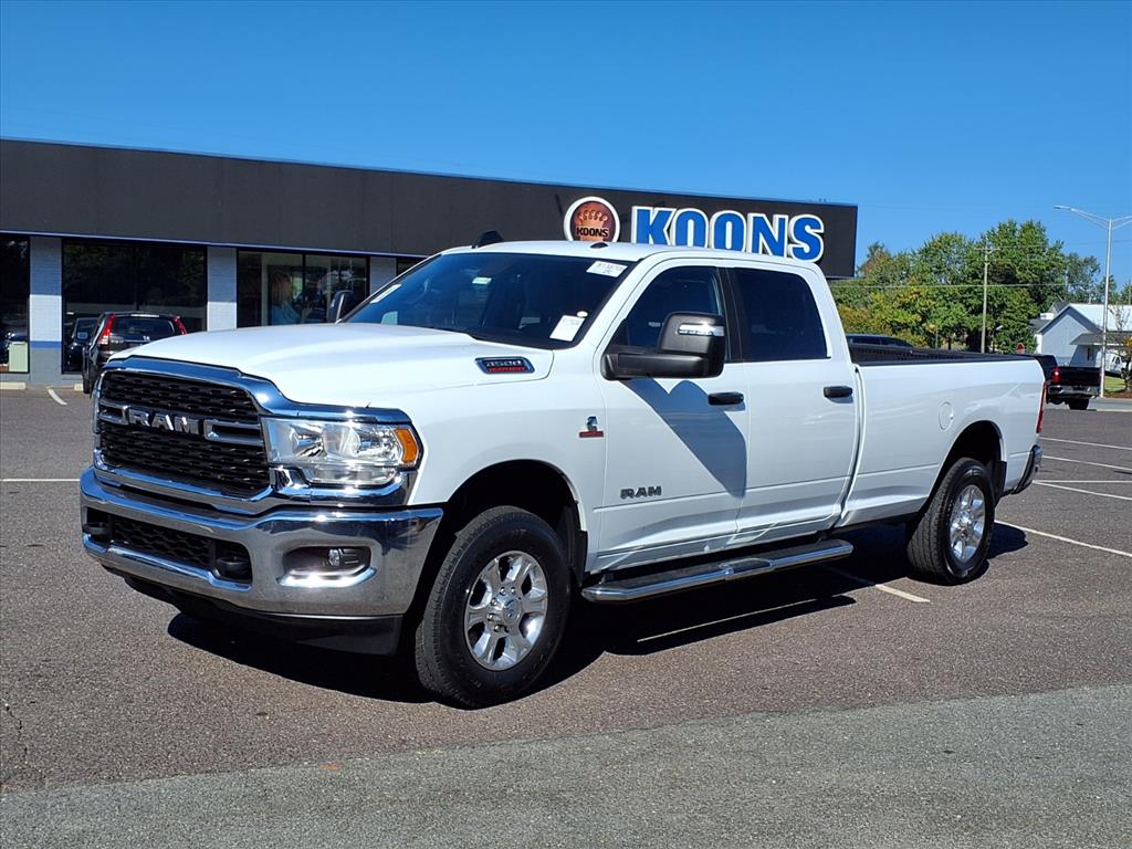 2024 RAM Ram 3500 Pickup Big Horn's photo