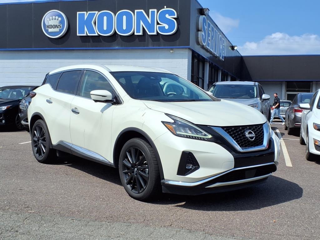 2023 Nissan Murano SL's photo