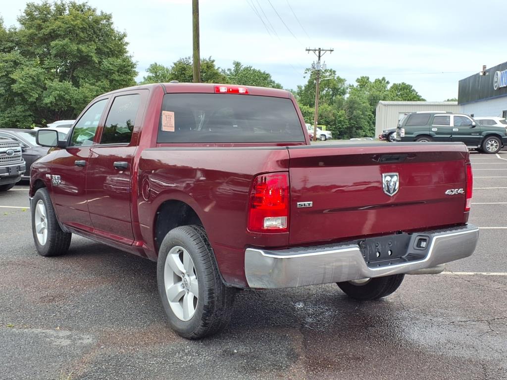 2023 Ram 1500 Classic SLT photo 3