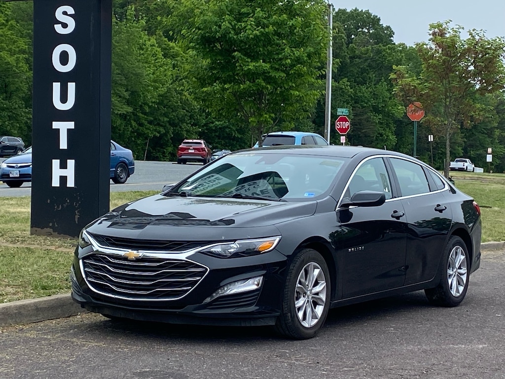 Used 2025 Chevrolet Malibu 1LT Sedan
