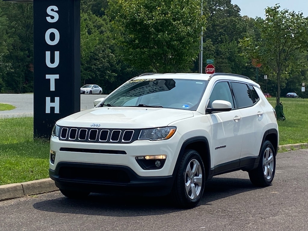 Used 2018 Jeep Compass Latitude 4x4 SUV