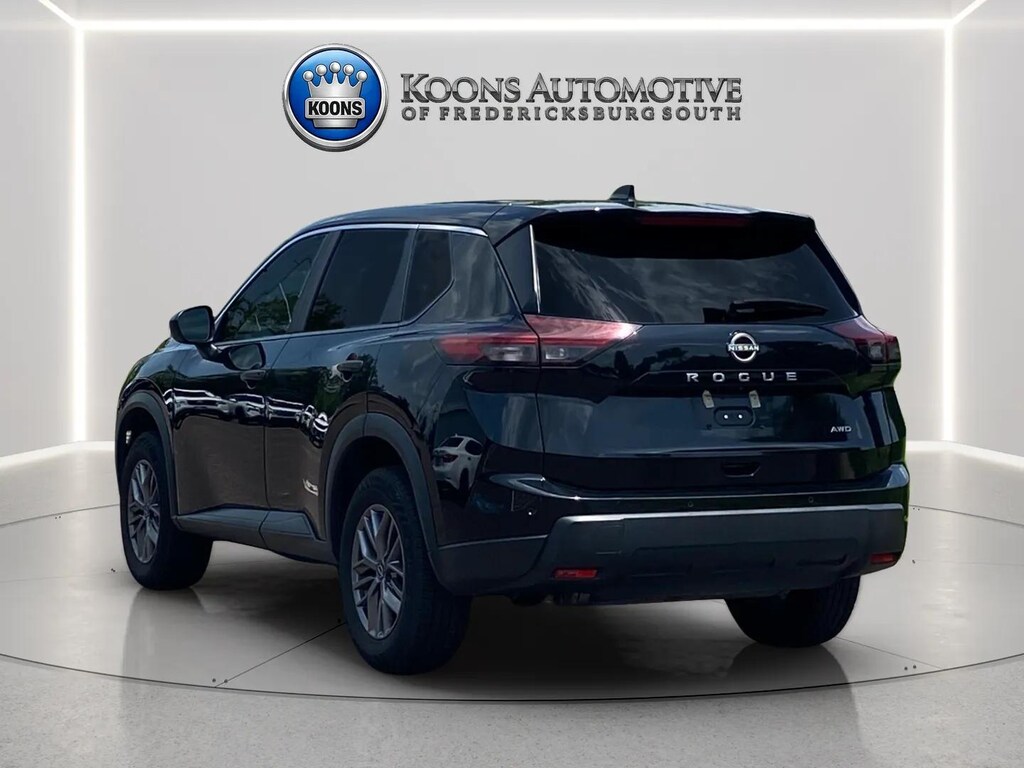 Used 2024 Nissan Rogue S SUV