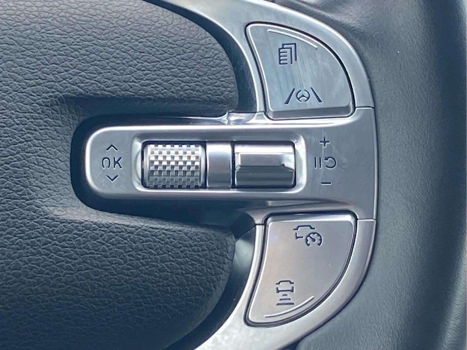 2024 GENESIS GV80 Standard - Photo 9