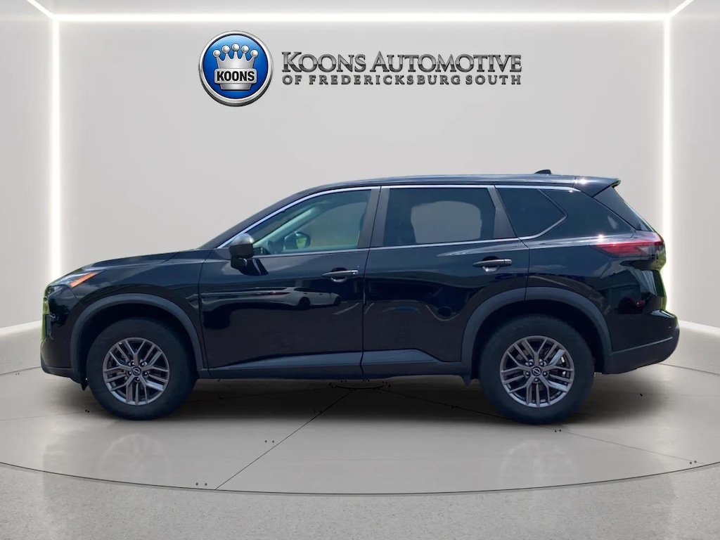 Used 2024 Nissan Rogue S SUV