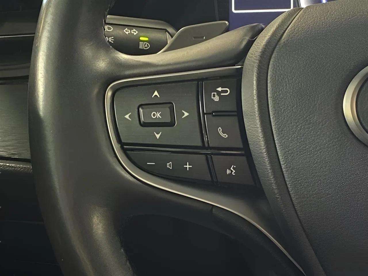 2023 Lexus ES 350 - Photo 6