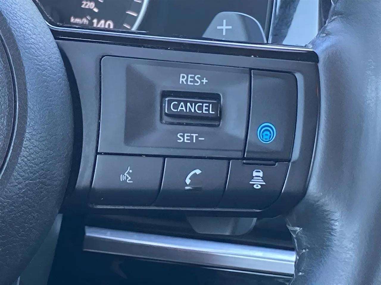 2022 Nissan Pathfinder SL - Photo 8