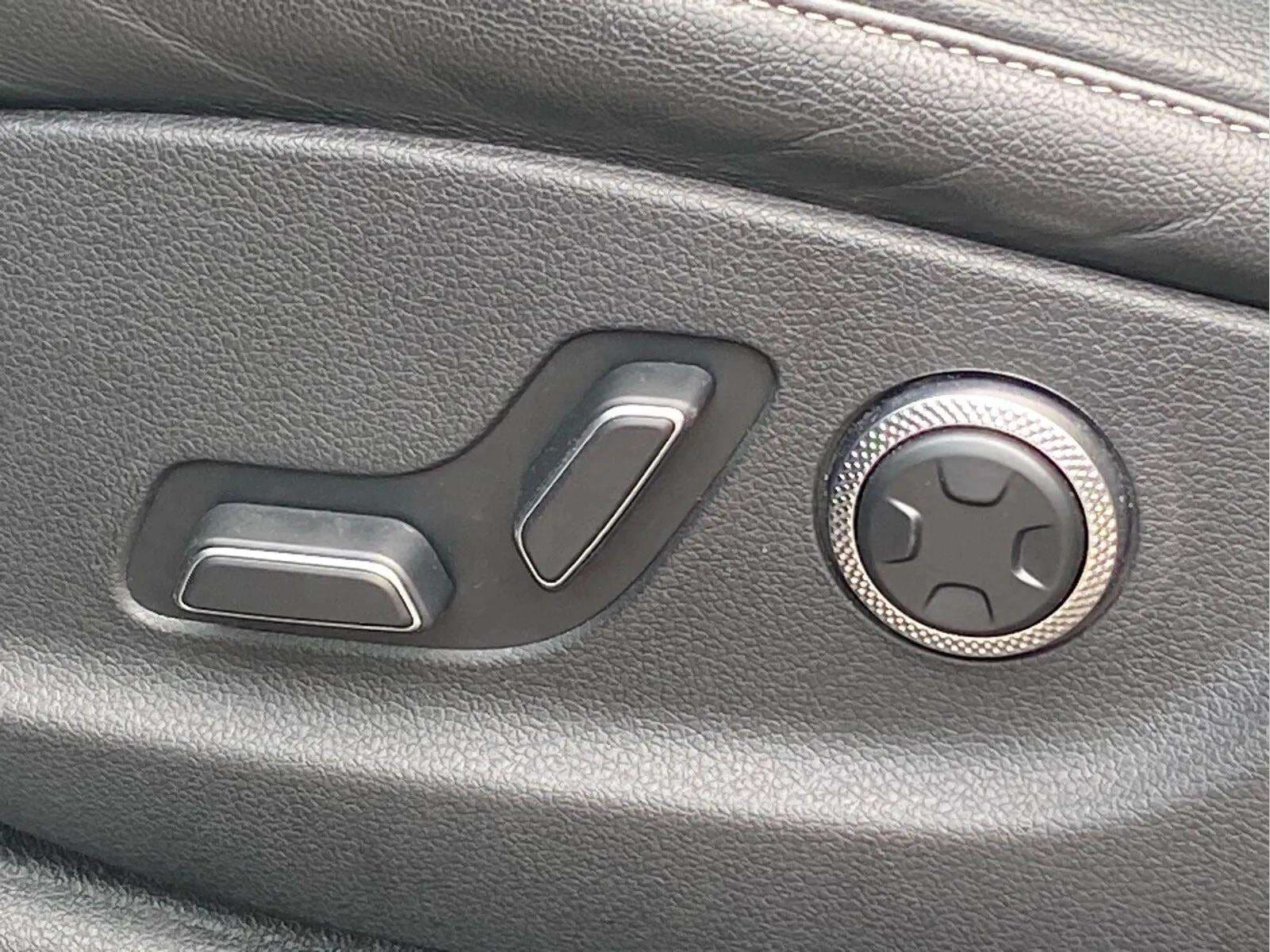 2024 GENESIS GV80 Standard - Photo 15