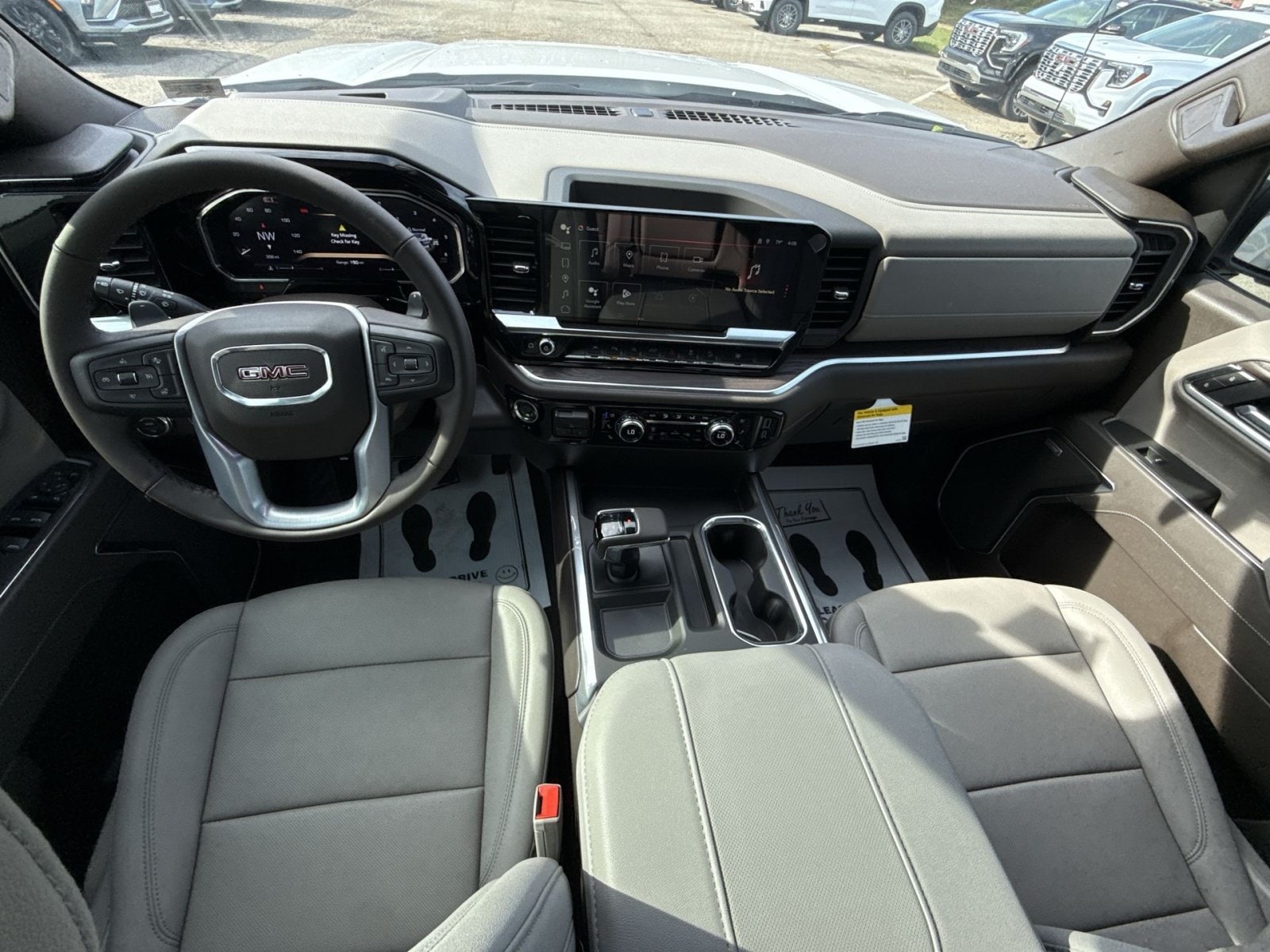 2026 GMC Sierra 1500 SLT - Photo 20