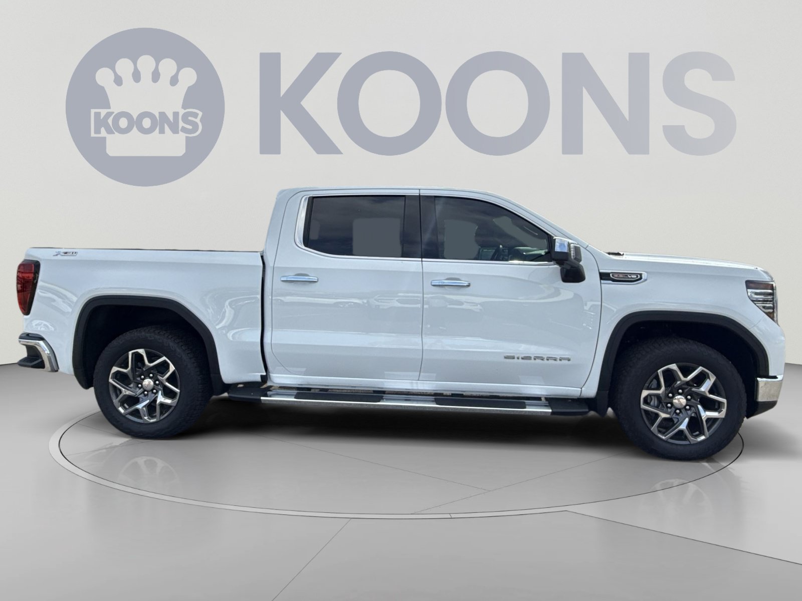 2026 GMC Sierra 1500 SLT - Photo 6