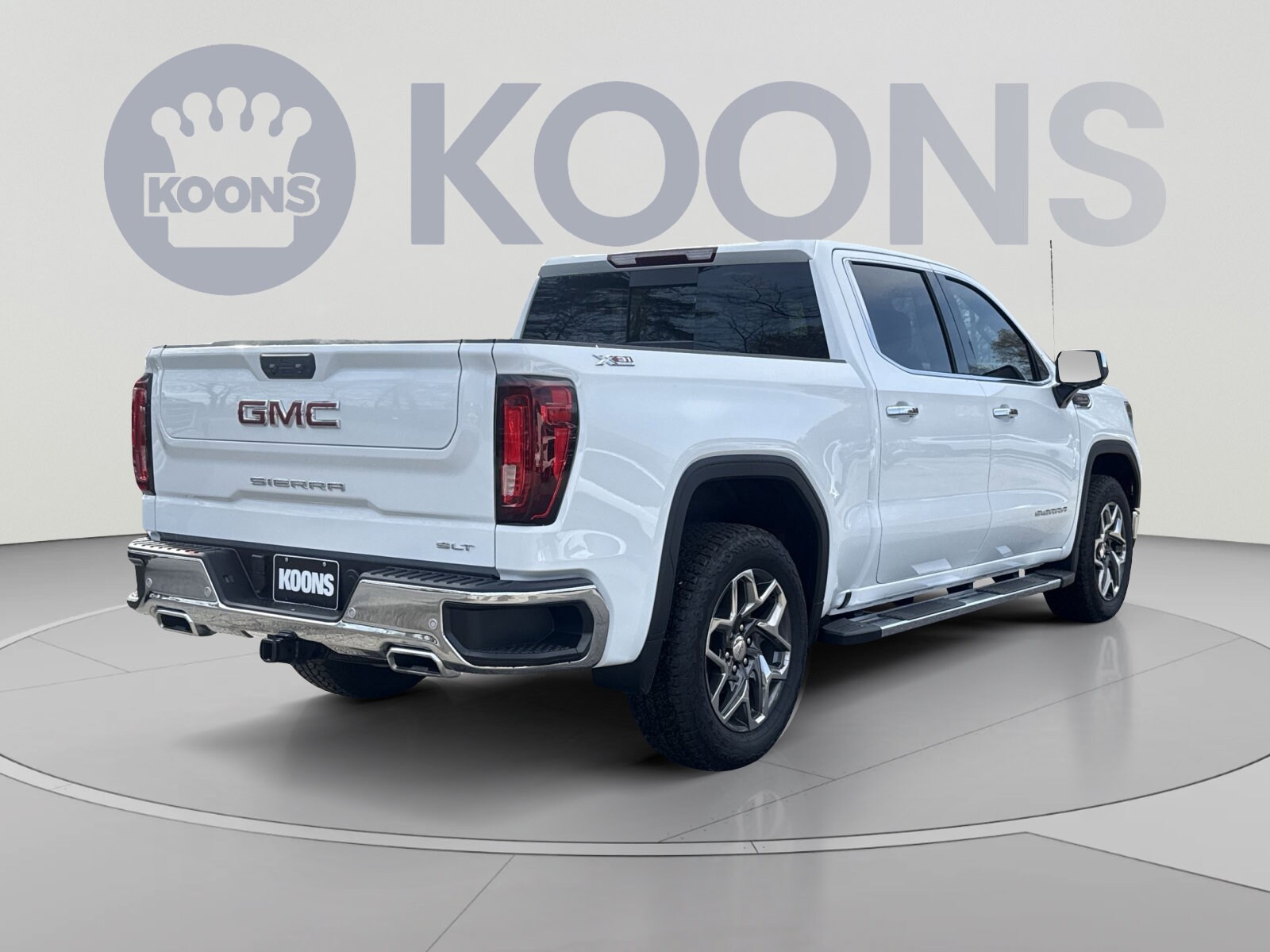 2026 GMC Sierra 1500 SLT - Photo 5