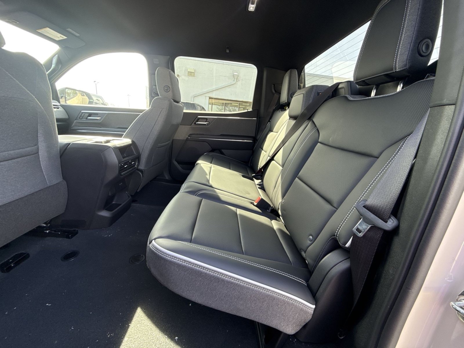 2026 GMC Sierra EV Elevation - Photo 18