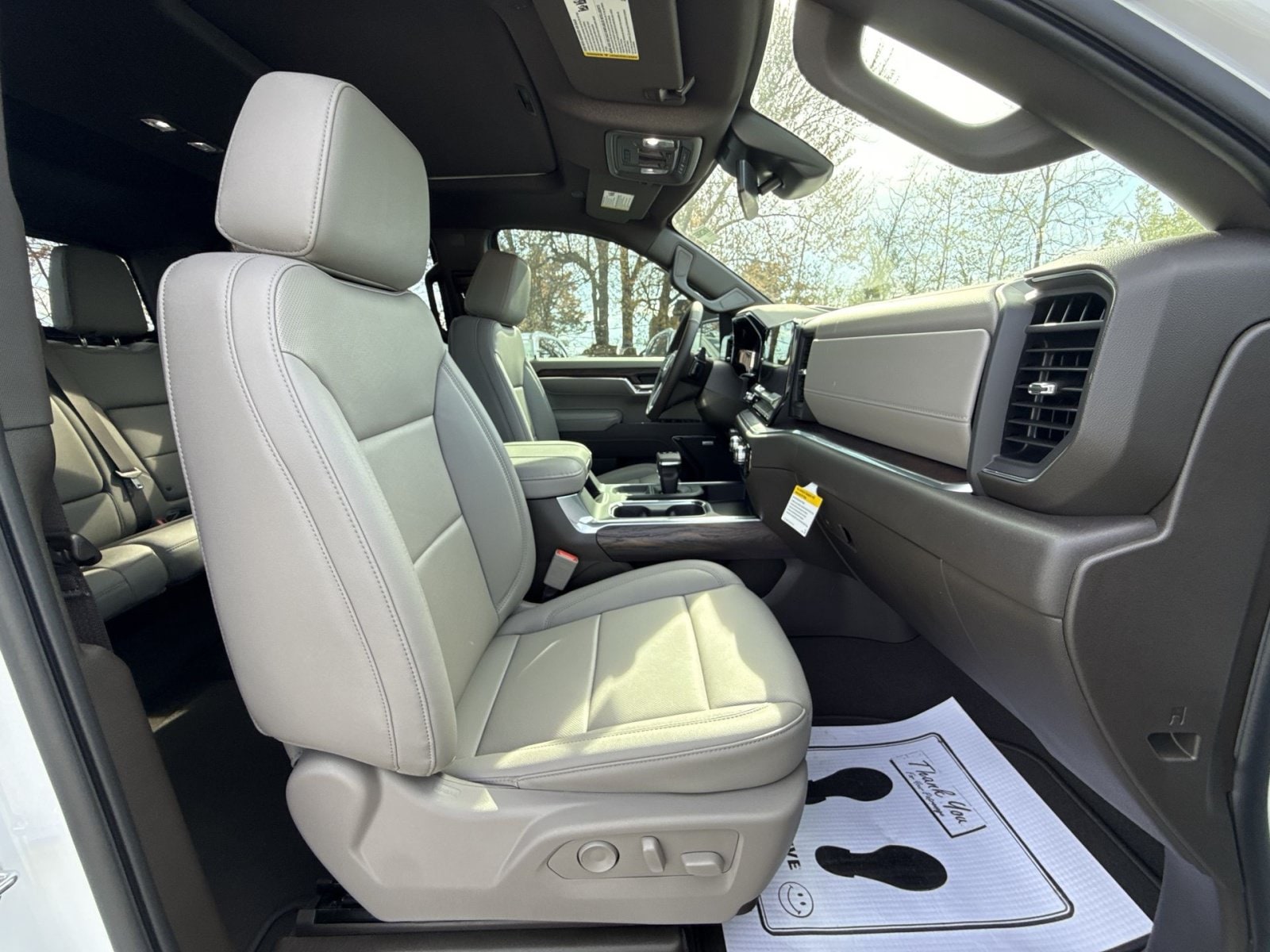 2026 GMC Sierra 1500 SLT - Photo 24