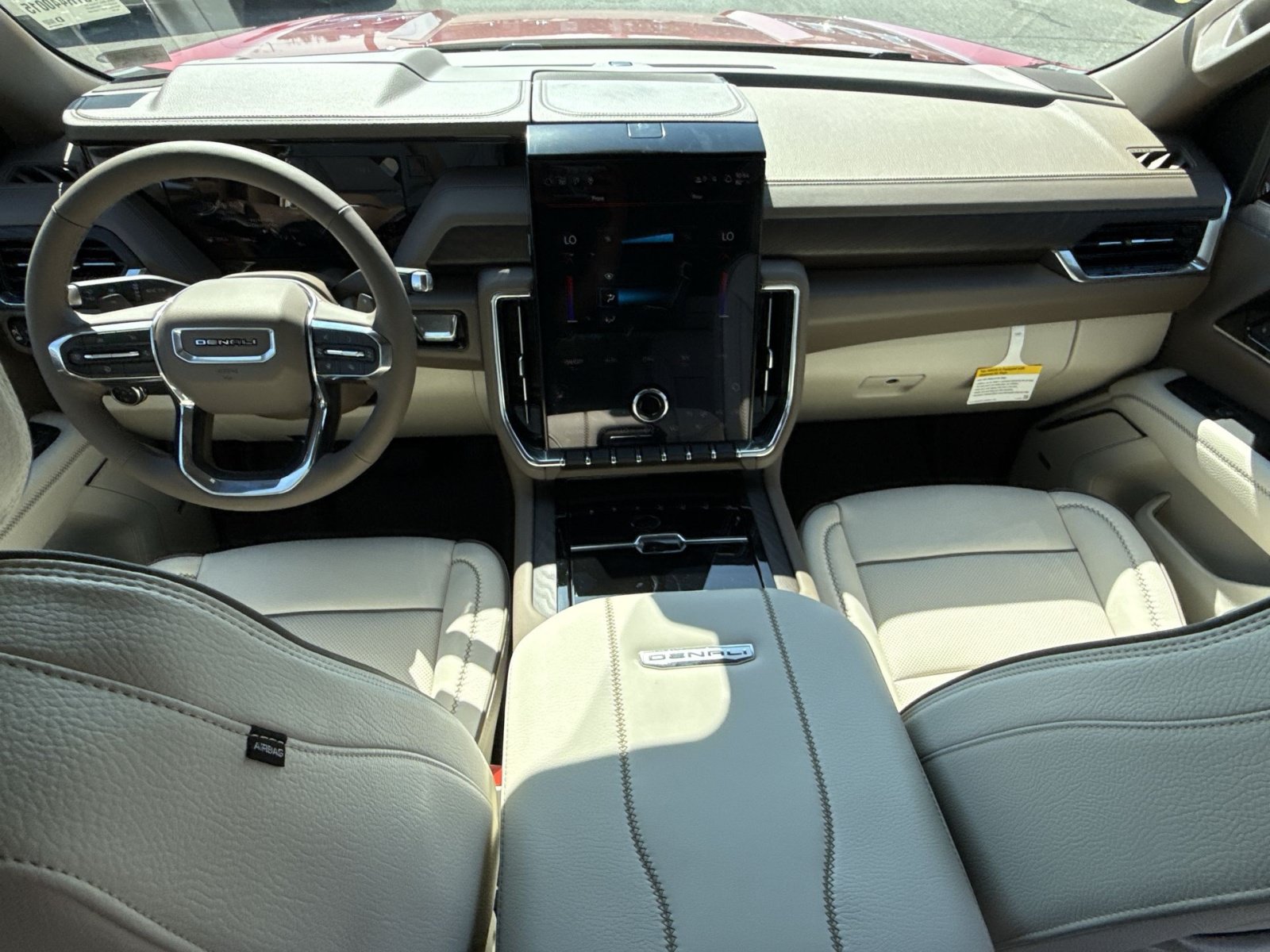 2026 GMC Yukon XL Denali - Photo 19