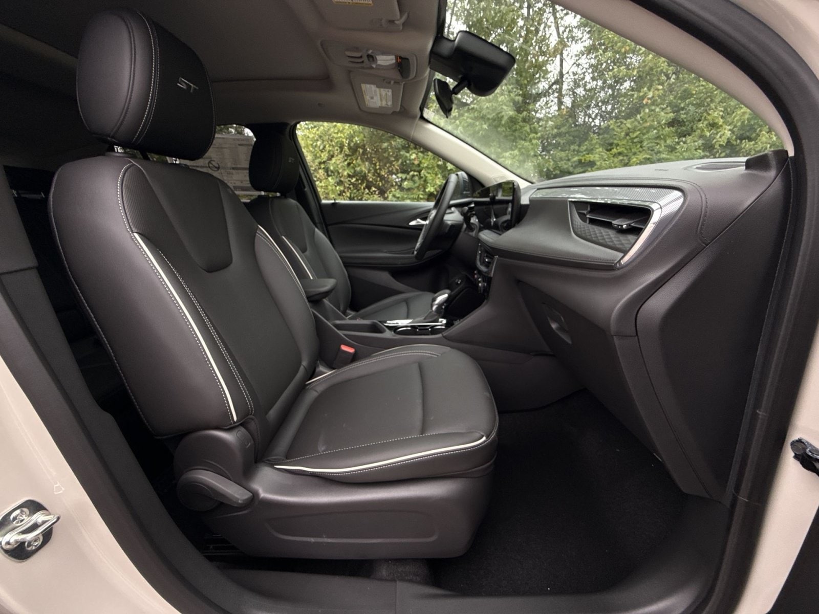 2026 Buick Encore GX Sport Touring - Photo 23