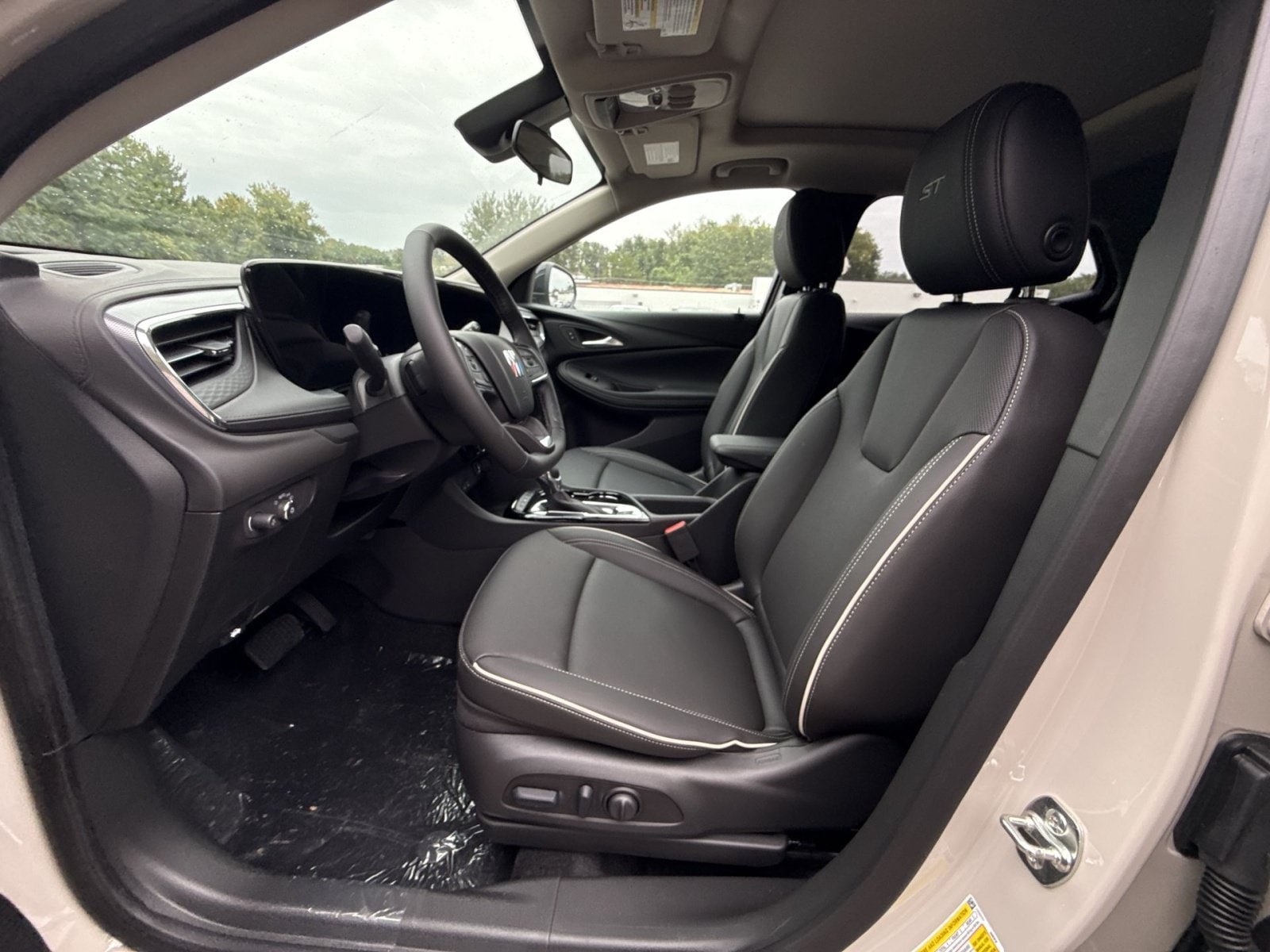 2026 Buick Encore GX Sport Touring - Photo 10