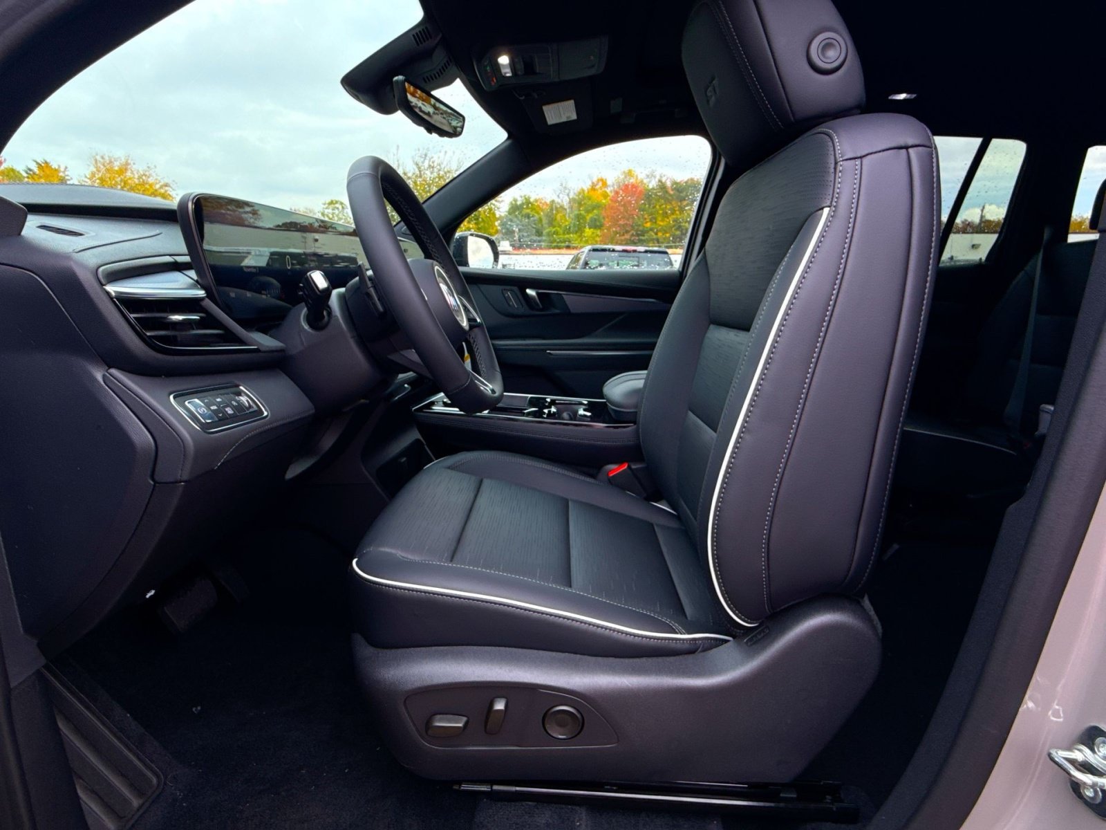 2026 Buick Enclave Sport Touring - Photo 10