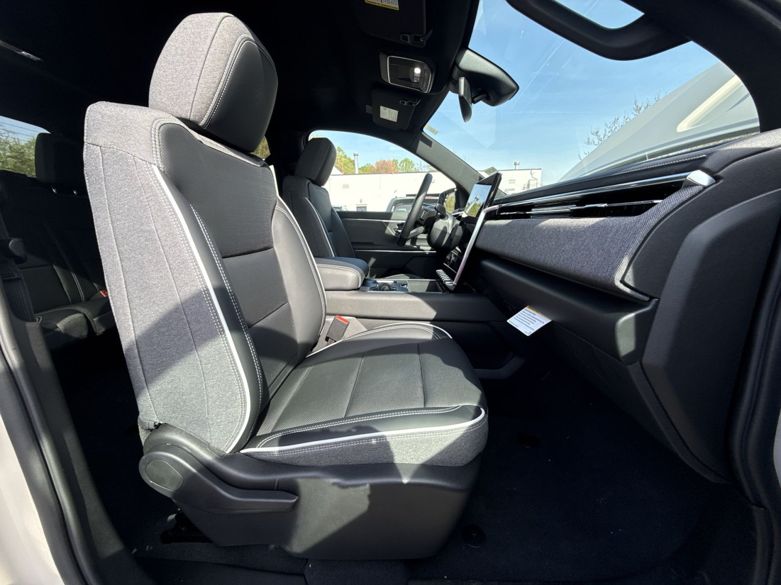 2026 GMC Sierra EV Elevation - Photo 20