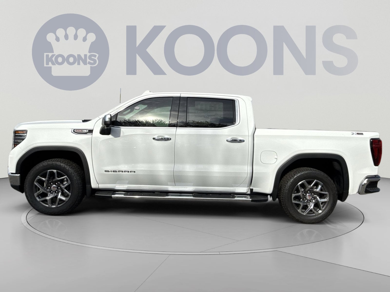 2026 GMC Sierra 1500 SLT - Photo 2