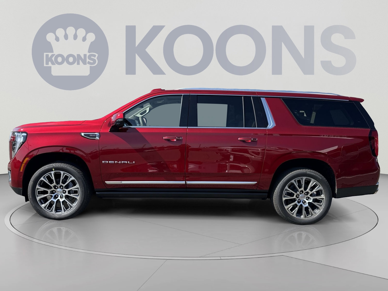 2026 GMC Yukon XL Denali - Photo 2
