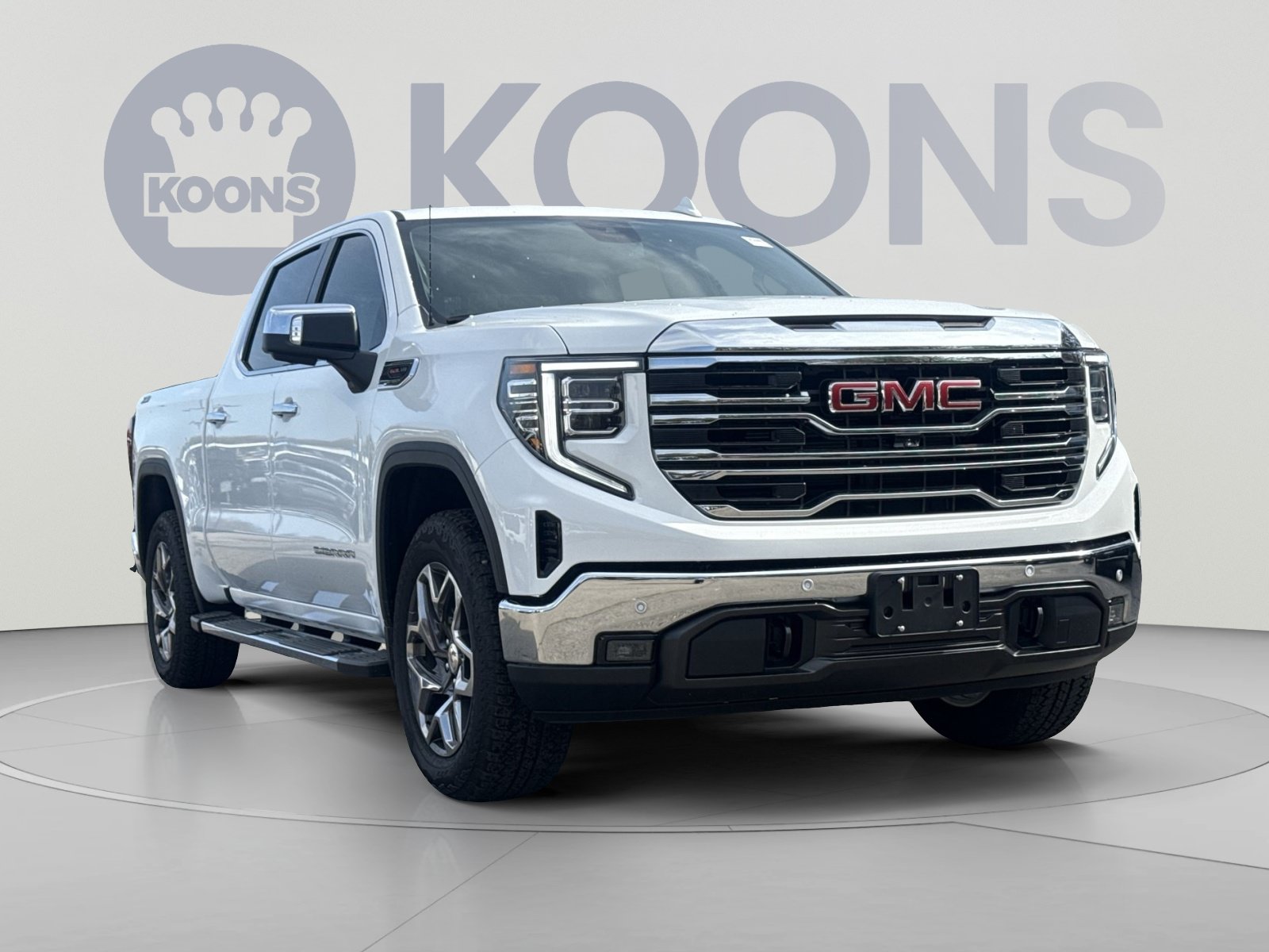 2026 GMC Sierra 1500 SLT - Photo 7