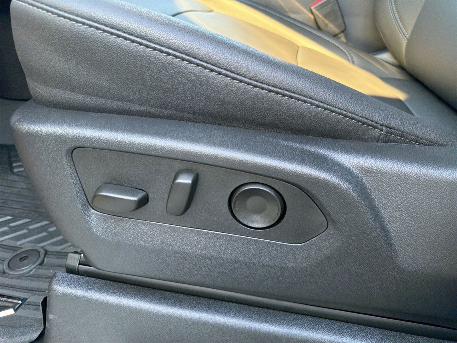 2026 Chevrolet Silverado 1500 RST - Photo 8