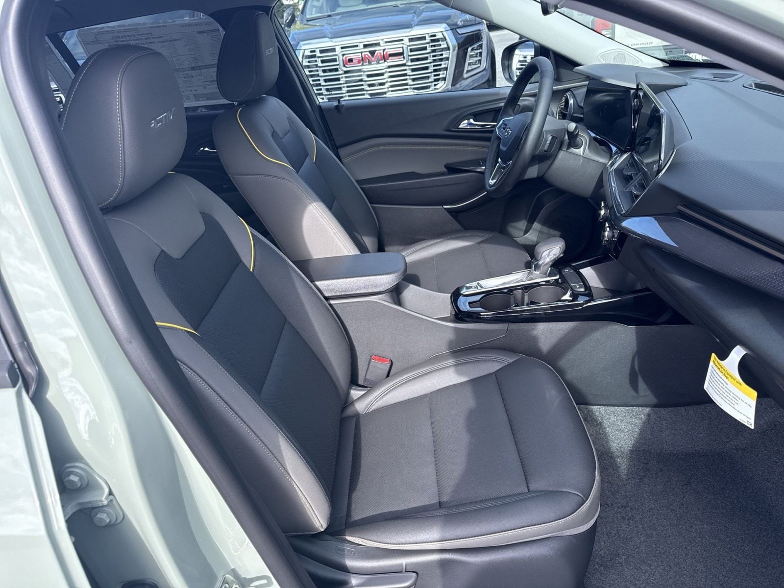 2026 Chevrolet Trax Activ - Photo 18