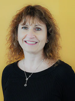 Staff member Debbie Pierce from ID_3f1137