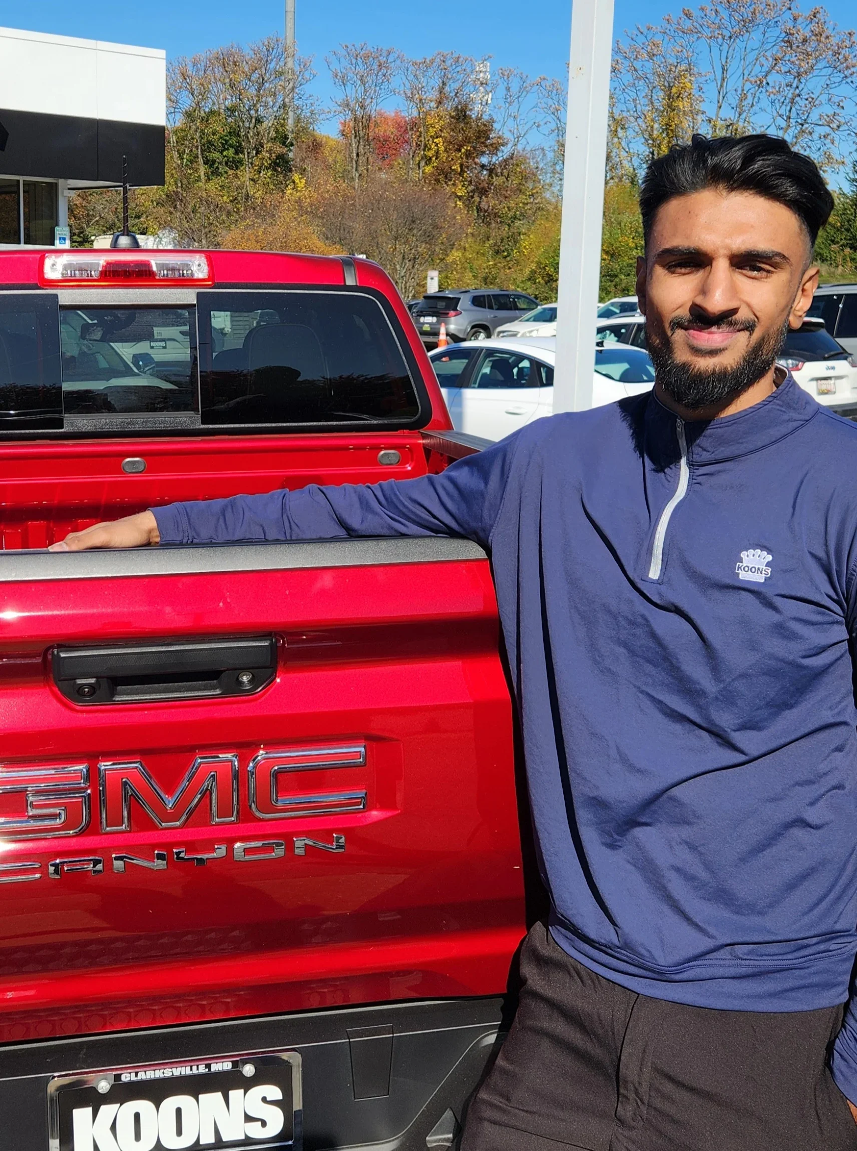 Staff member Zaki Bhatti from ID_bc3818