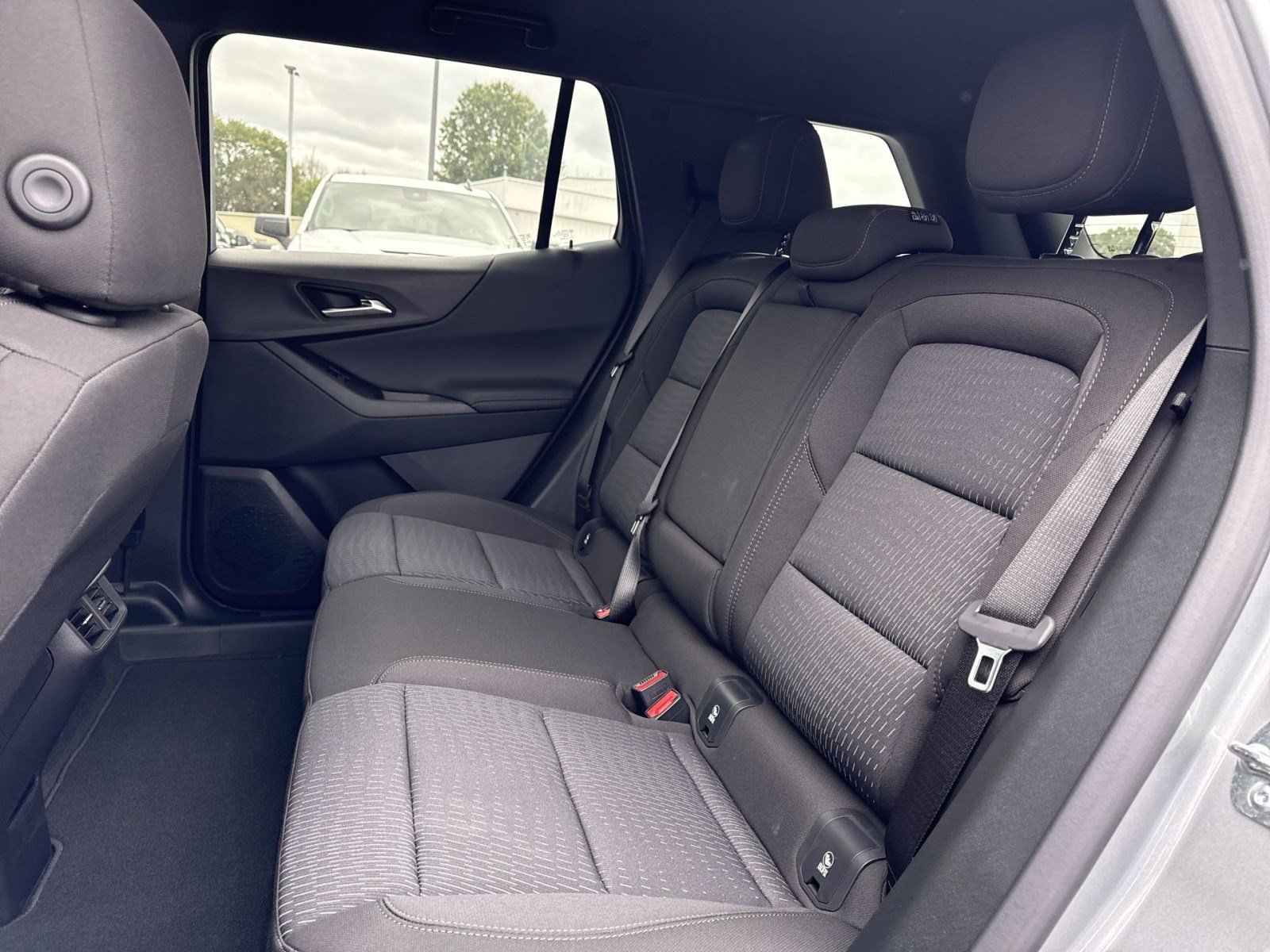 2027 Chevrolet Equinox LT - Photo 16