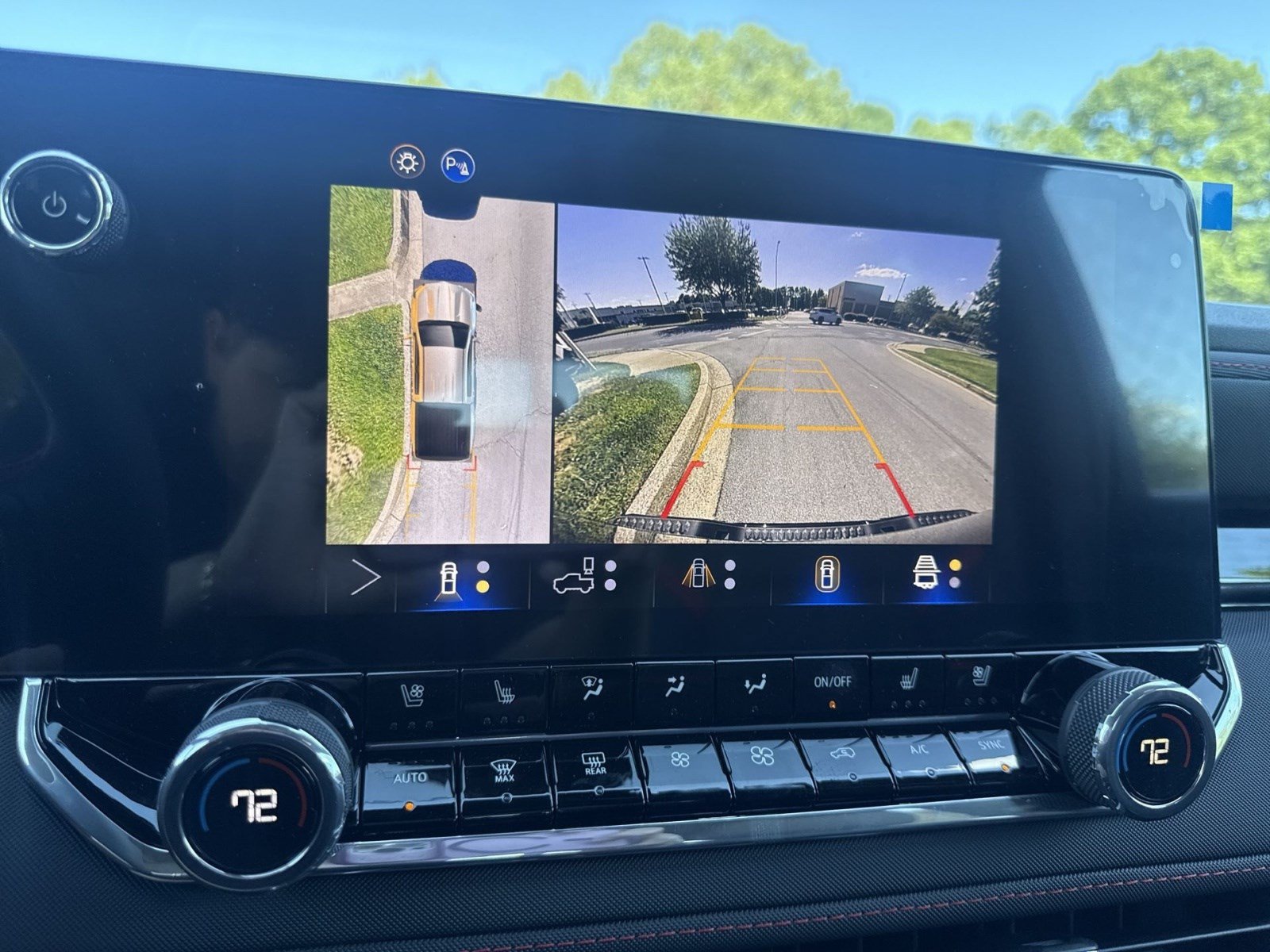 2026 Chevrolet Colorado Z71 - Photo 12