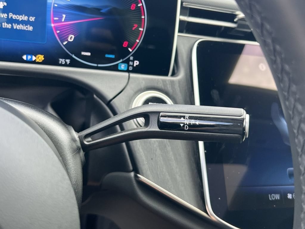 2025 Mercedes-Benz E-Class E450 - Photo 23