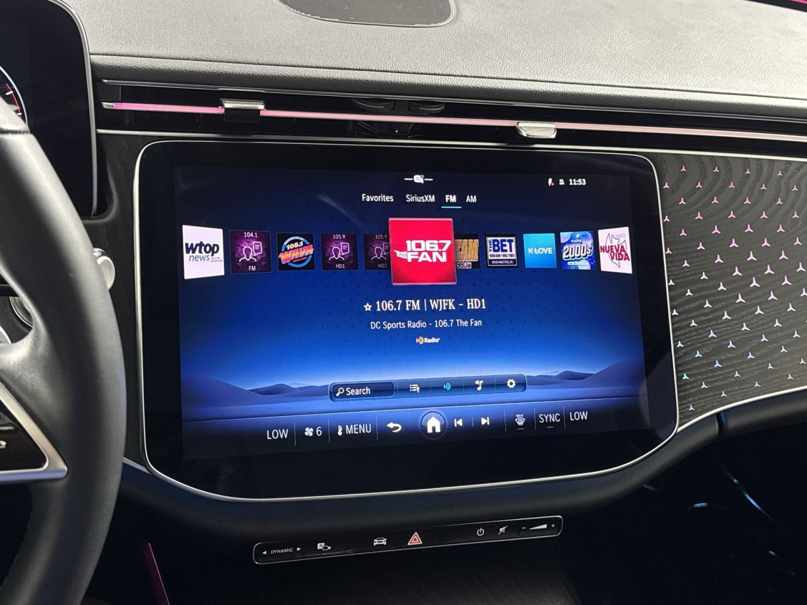 2025 Mercedes-Benz E-Class E450 - Photo 18