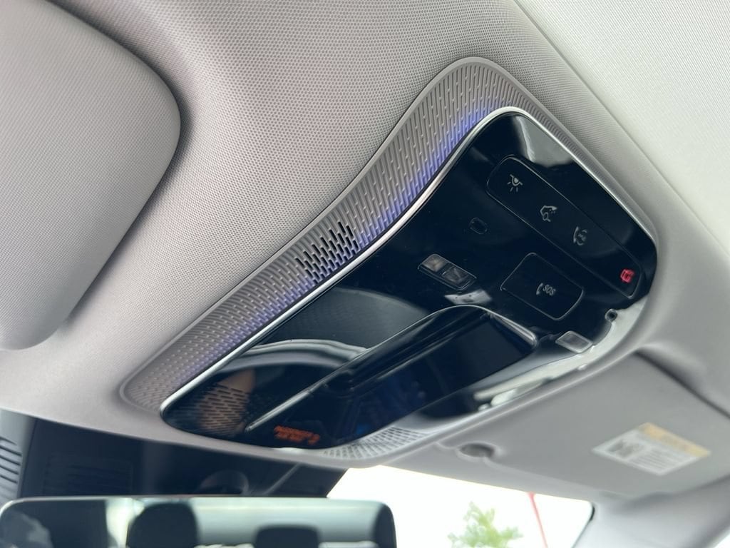 2025 Mercedes-Benz E-Class E450 - Photo 37