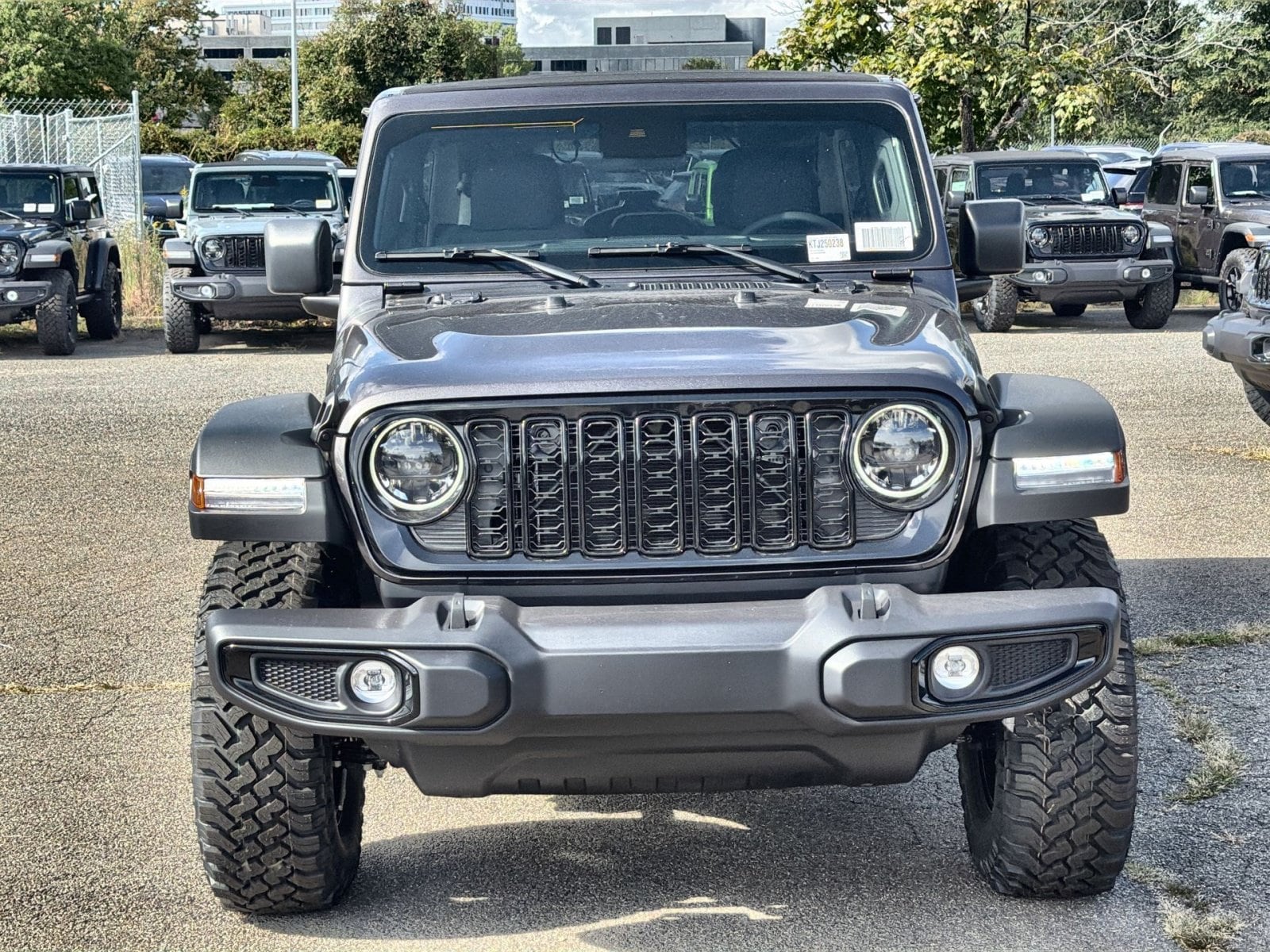 2025 Jeep Wrangler 4-Door Willys - Photo 11