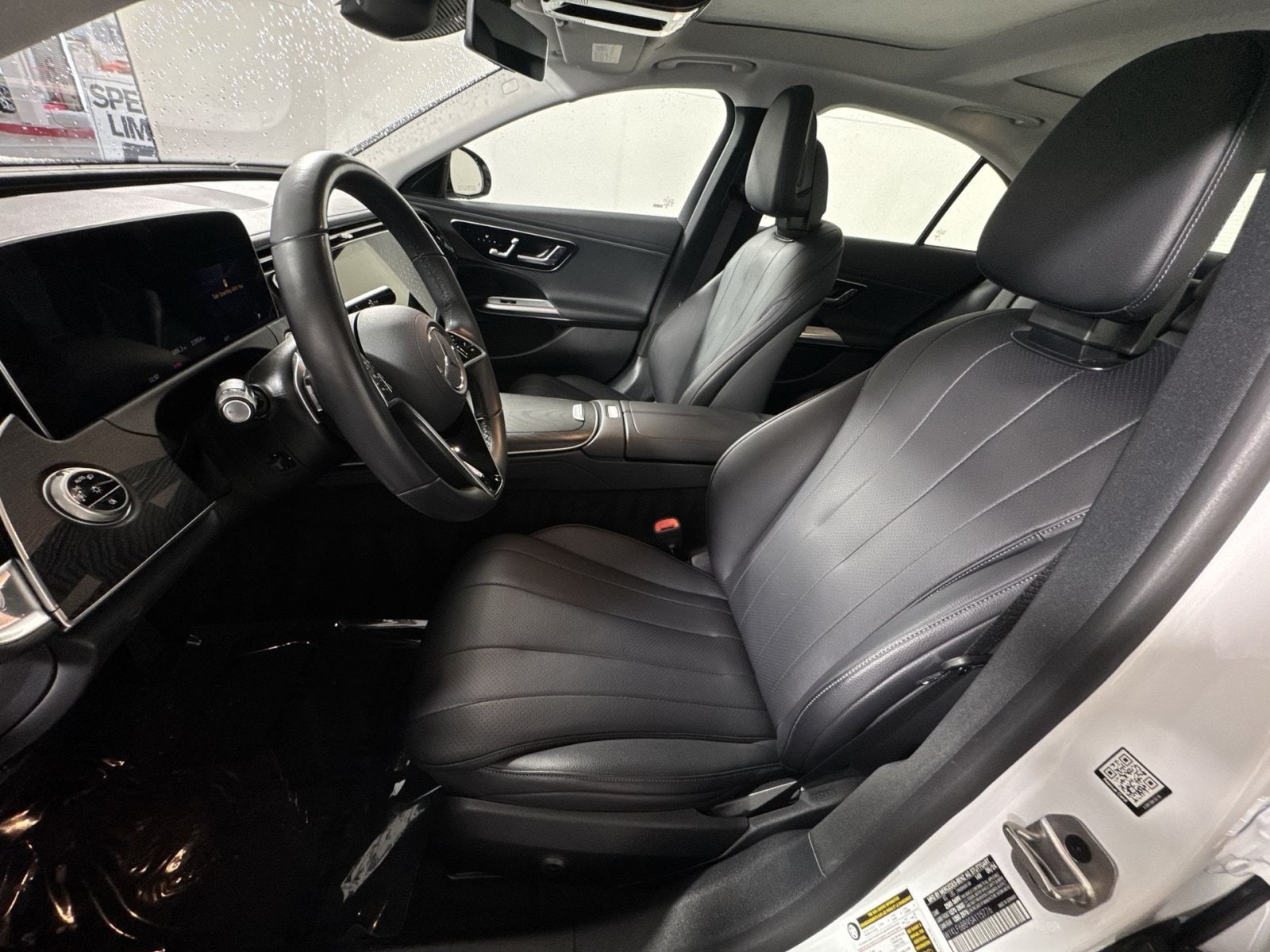 2025 Mercedes-Benz E-Class E450 - Photo 13