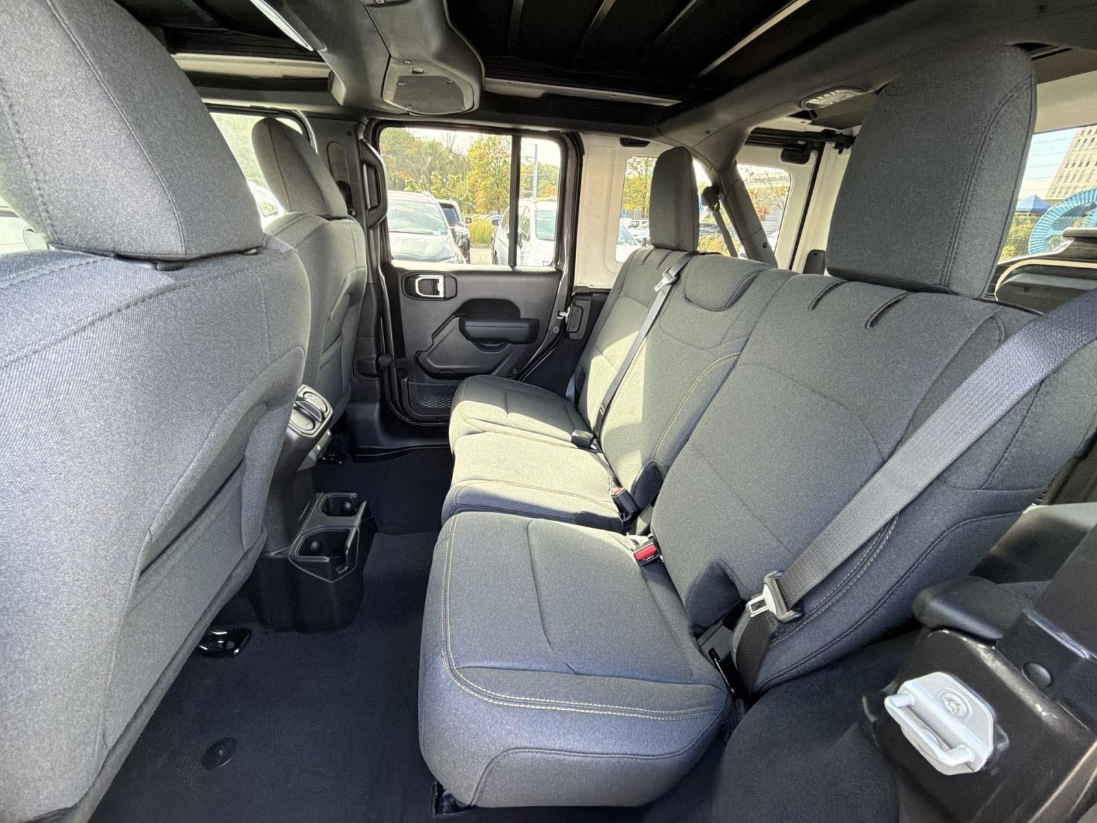 2025 Jeep Wrangler 4-Door Willys - Photo 23