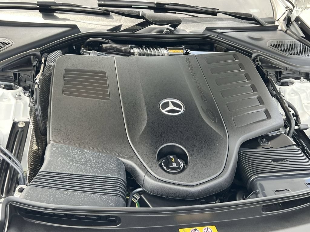 2025 Mercedes-Benz E-Class E450 - Photo 30