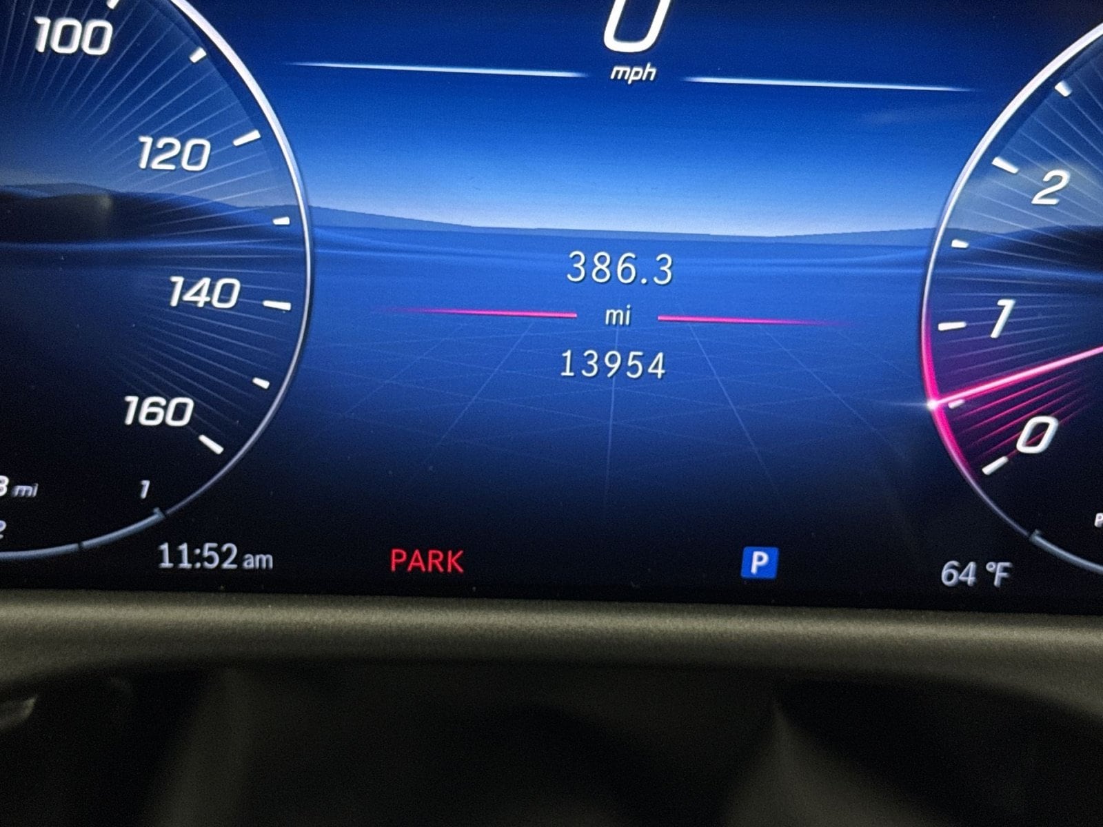 2025 Mercedes-Benz E-Class E450 - Photo 17