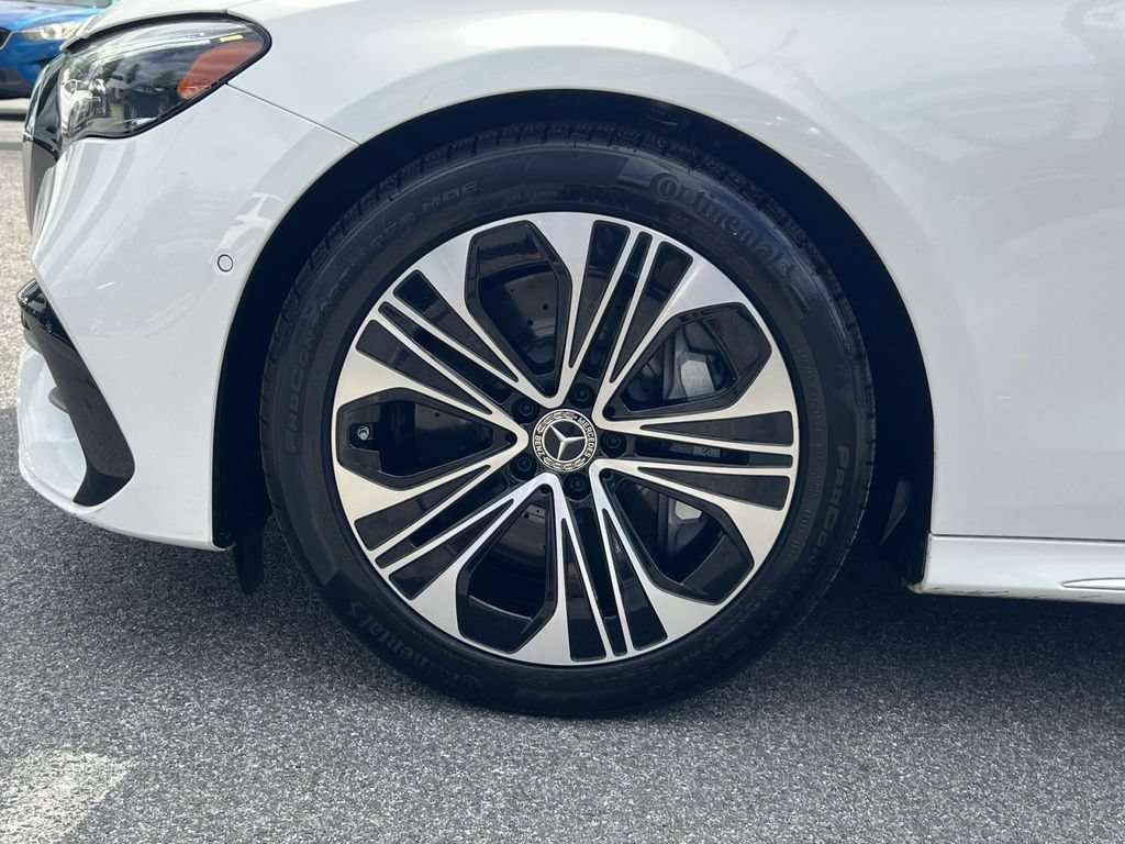 2025 Mercedes-Benz E-Class E450 - Photo 13