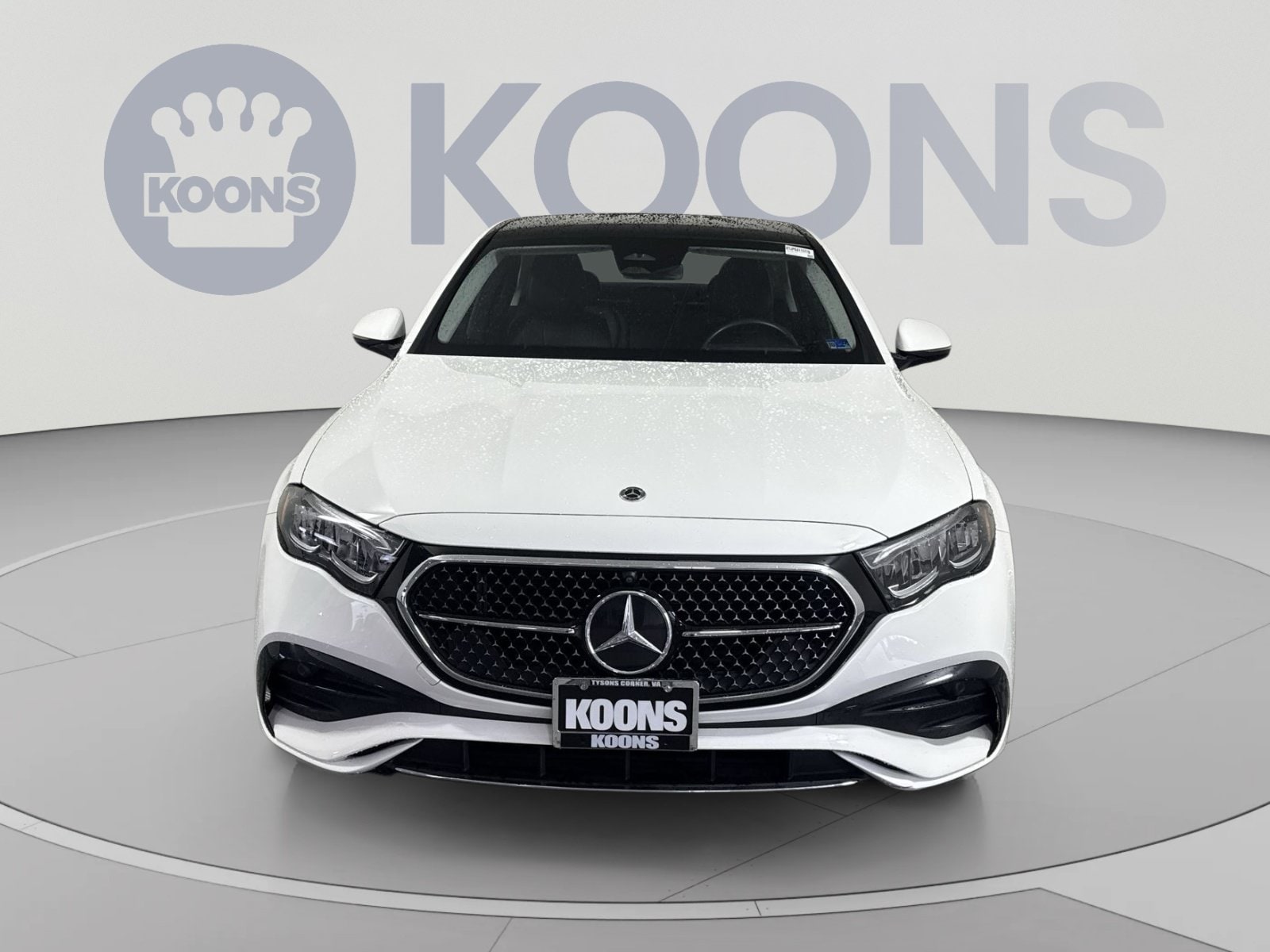 2025 Mercedes-Benz E-Class E450 - Photo 11