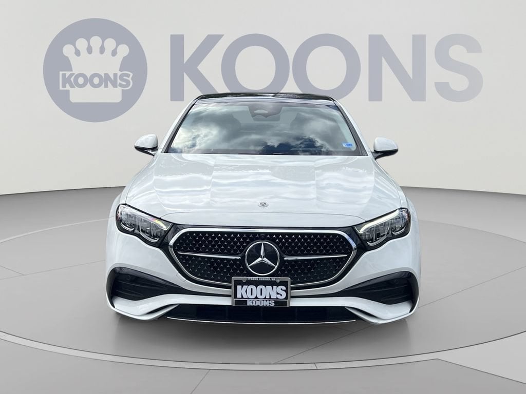 2025 Mercedes-Benz E-Class E450 - Photo 4
