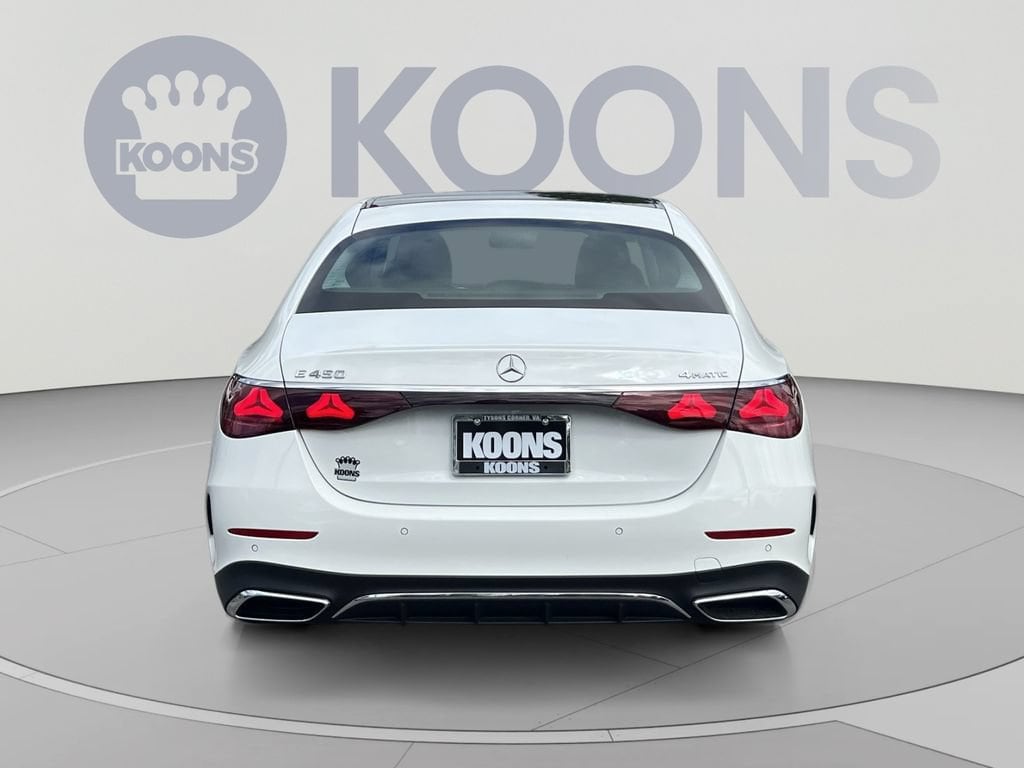 2025 Mercedes-Benz E-Class E450 - Photo 10