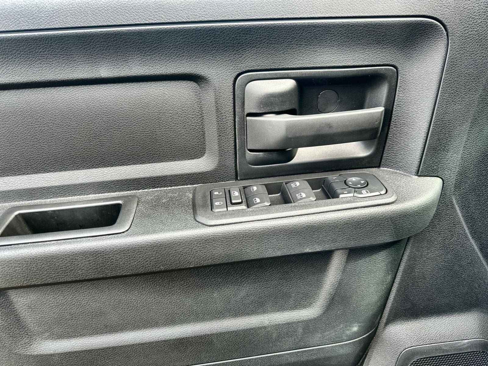 2026 RAM 2500 Tradesman - Photo 15