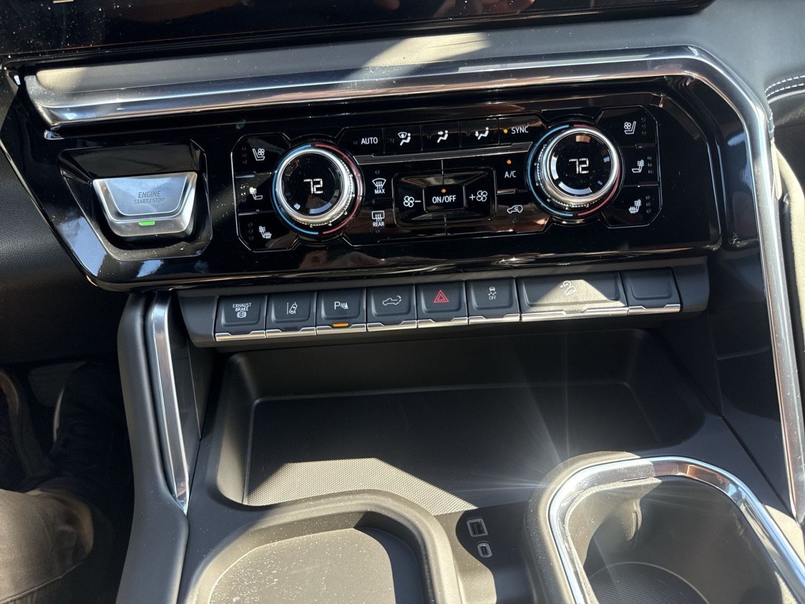 2026 GMC Sierra 2500HD Denali Ultimate - Photo 14