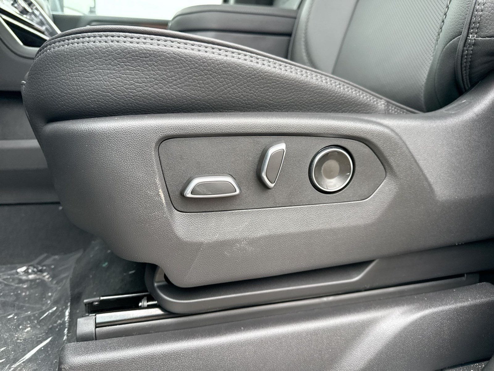 2026 GMC Sierra 2500HD Denali - Photo 11