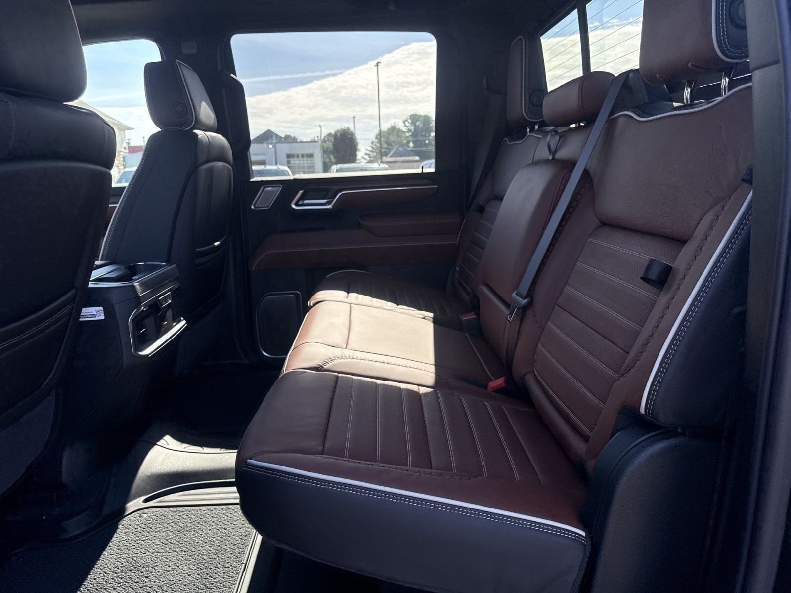 2026 GMC Sierra 2500HD Denali Ultimate - Photo 18