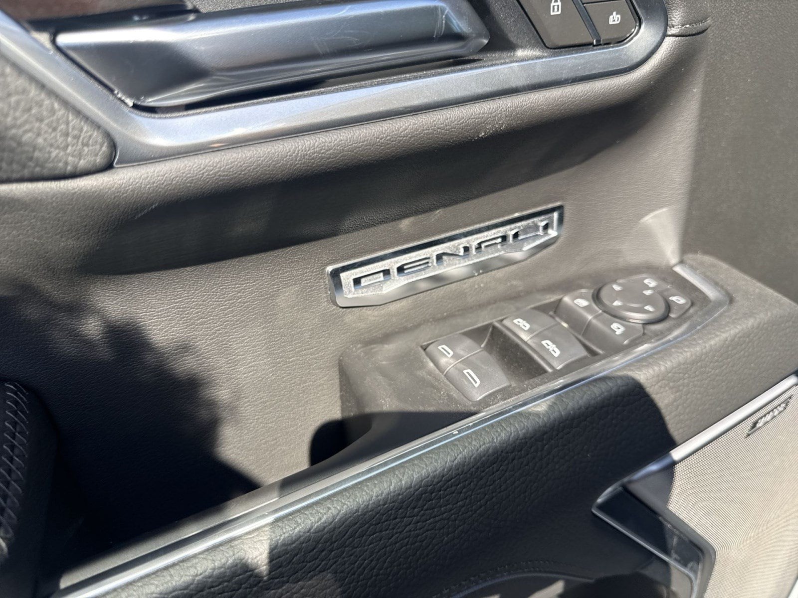 2026 GMC Sierra 1500 Denali - Photo 10