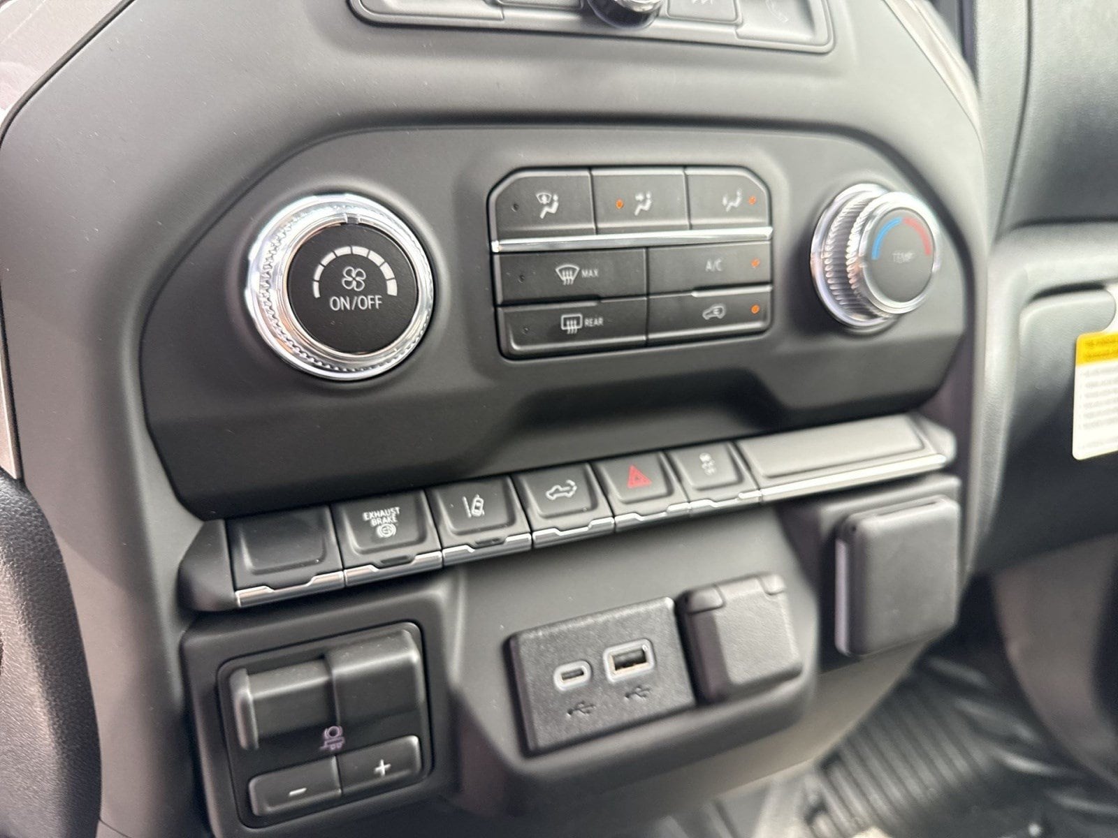 2026 GMC Sierra 2500HD Pro - Photo 12
