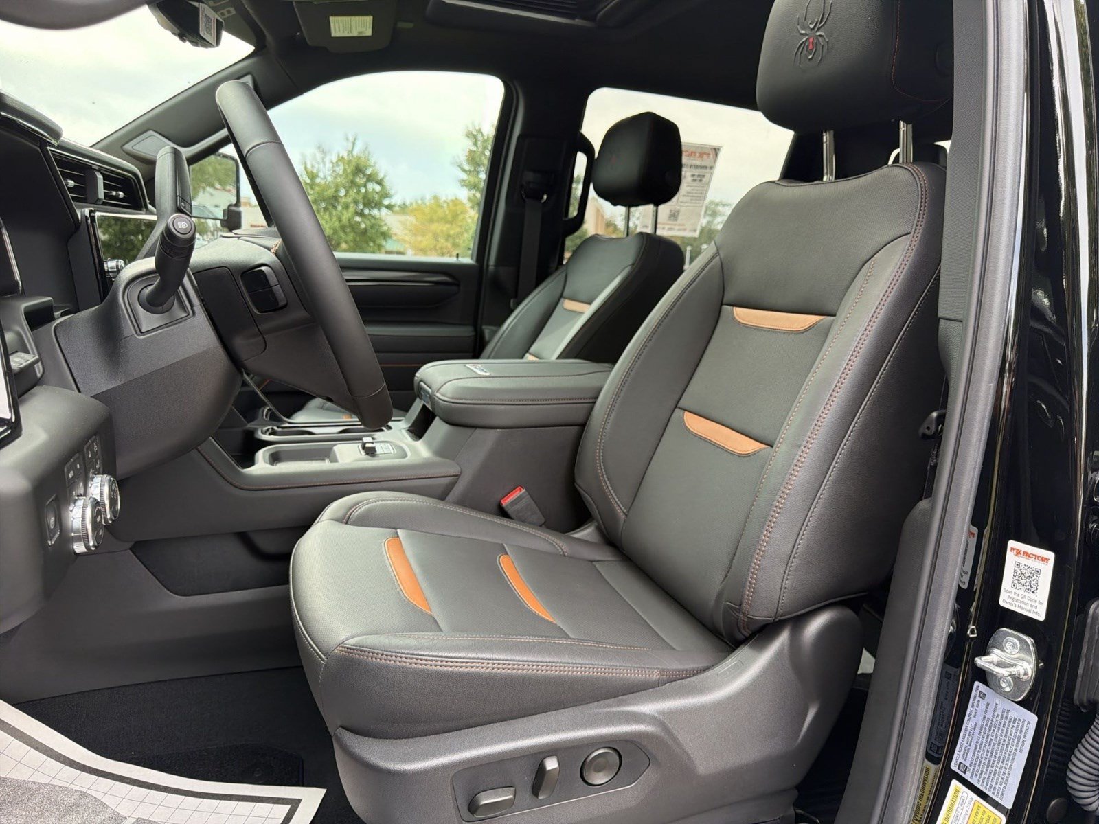 2026 GMC Sierra 2500HD AT4 - Photo 8